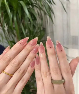 ネイル Lucky. Nail.Salonのネイルデザイン