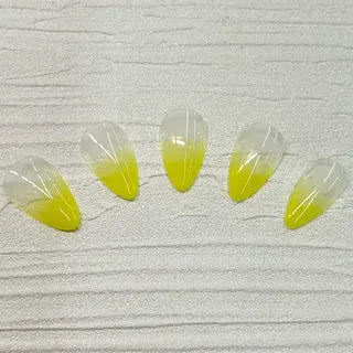 ネイル エリクサーネイル池袋 樋口のネイルデザイン