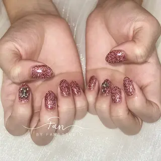 ネイル 🌻FAN'S STUDIO池袋🌻のネイルデザイン