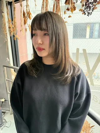 セミロング カラー ウルフ レイヤー パーマ🪐MANAのヘアスタイル