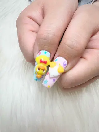 ネイル glow_ nailのネイルデザイン