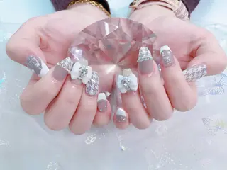 ネイル パーツ全部¥110 サロンミミのネイルデザイン