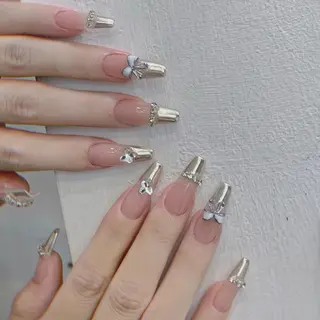 ネイル FF フィフィネイルサロンのネイルデザイン