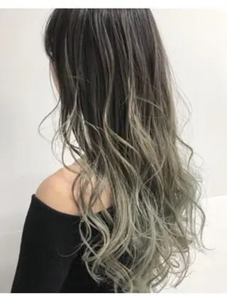 ロング カラー パーマ ヘアアレンジ 【公式】amble luxe池袋東口🩷のヘアスタイル