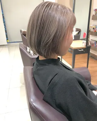 ミディアム カラー 横浜ブリーチムラ直し ハイトーン/ブリーチのヘアスタイル