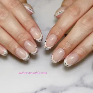 ネイル アトリエ ムーンブロッサムのネイルデザイン