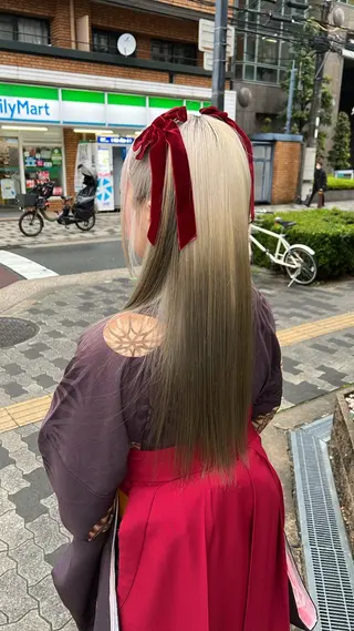 カラー 透明感カラー🫧 高田李胡のヘアスタイル