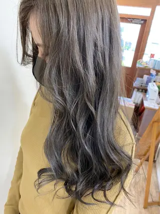 カラー SALOWIN栄 高須大貴のヘアスタイル