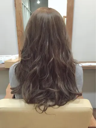 セミロング ロング カラー パーマ 【mokuオーナー】 ちはるのヘアスタイル