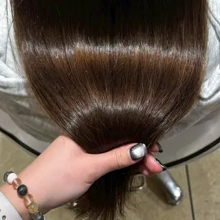カラー 艶カラー🌟 ブリーチ/紅芭✨のヘアスタイル