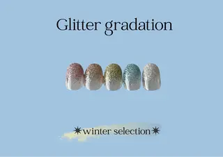 ネイル LEGIT nail AKARIのネイルデザイン