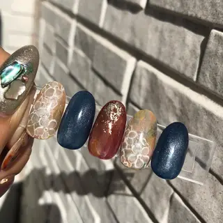 ミディアム めぐみのネイルサロン スタッフ練習のネイルデザイン