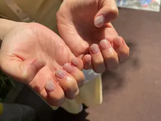 ネイル はばすみれ🎀ﾈｲﾙ 光ﾌｪｲｼｬﾙ ﾍｱのネイルデザイン