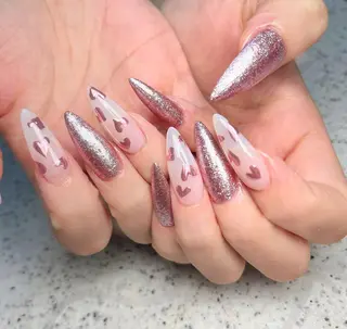 ネイル Queens みなみのネイルデザイン