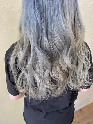 ロング カラー ENIF ヤマグチアツコのヘアスタイル