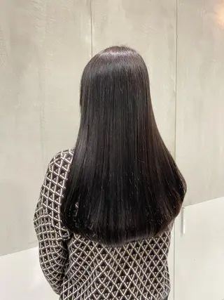 ロング カラー 艶感/ナチュラル 🩵amiのヘアスタイル
