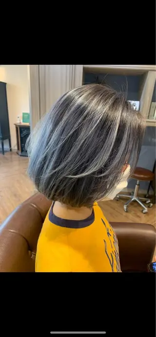 ショート カラー パーマ ヘアアレンジ メンズ キッズ ネイル マツエク・マツパ 韓国♡ハイライト ♡YURIのヘアスタイル