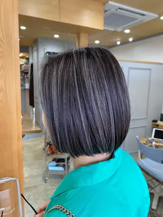 カラー miloc himekaのヘアスタイル