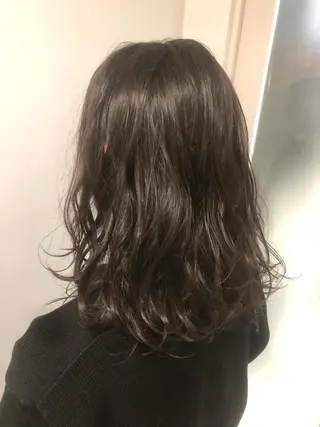 ミディアム 藤田 遼のヘアスタイル
