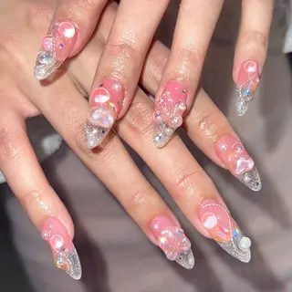 ネイル PINS16所属・くれは🩵💙 PINS16のネイルデザイン