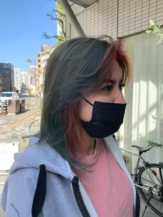 セミロング カラー fio マナミのヘアスタイル