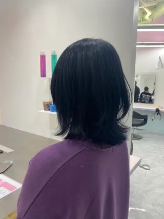 ミディアム カラー パーマ ヘアアレンジ 透明感ブリーチカラー 🌈TOMOHIROのヘアスタイル