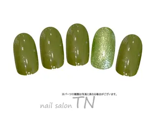 ネイル 矢川 まどかのネイルデザイン