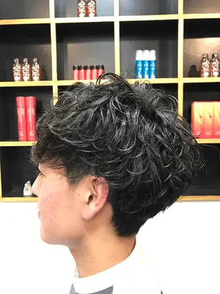 パーマ メンズ 前之園 ひかるのヘアスタイル