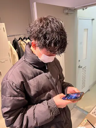 ミディアム パーマ メンズ メンズパーマ特化 TAIGAのヘアスタイル
