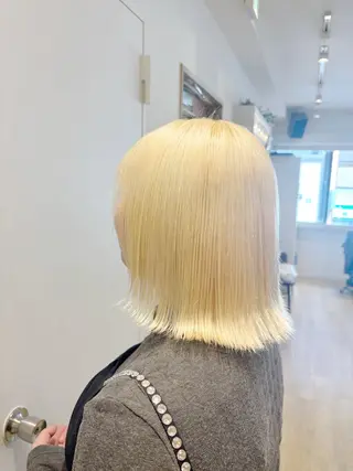 ショート カラー EIGHT新宿 新井彩斗のヘアスタイル