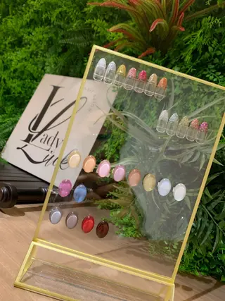 ネイル LadyLuck Ayanoのネイルデザイン