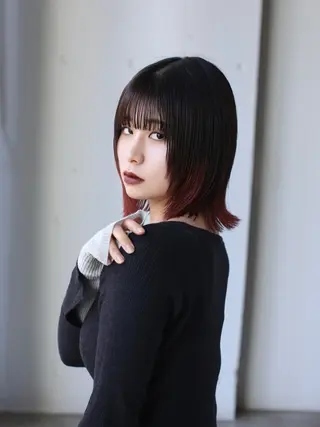 ミディアム 西片 麻那のマツエク・マツパデザイン