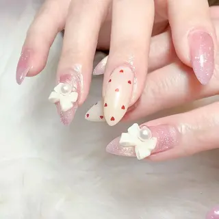 Re:eight nailのネイルデザイン