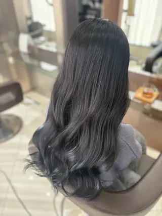 ロング 倉科夏奈 カラー/エクステのヘアスタイル