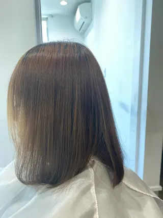 ミディアム パーマ 沖田 舞衣のヘアスタイル