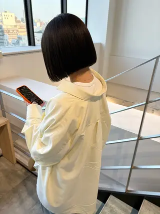 ショート カラー mao | 柔らか艶カラー🫧のヘアスタイル