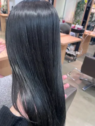 カラー 山中 欧輔のヘアスタイル