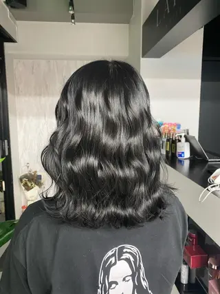 カラー Lapis 莉穂のヘアスタイル