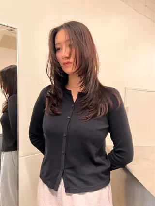 セミロング wabi/艶カラー タカハシ　トモヒロのヘアスタイル