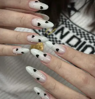 ネイル Pure&Rich Nailのネイルデザイン