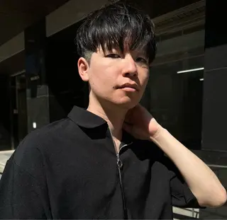 ショート 顔周りデザイン/ ハイトーン/多田悠馬のヘアスタイル