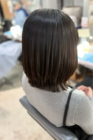 ミディアム カラー 菊地 紗矢のヘアスタイル