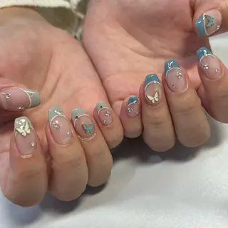 ネイル 野々山 亜美のネイルデザイン