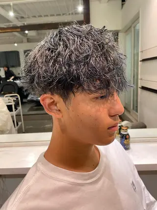 パーマ メンズ 大阪美容師 井上智博のヘアスタイル