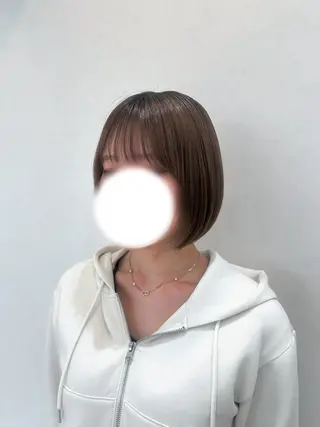 ショート Emuest心斎橋 SAKIのヘアスタイル