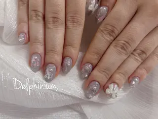 ネイル 岡本 友恵のネイルデザイン