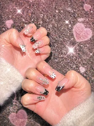 ネイル ネイルサロン Roiのネイルデザイン