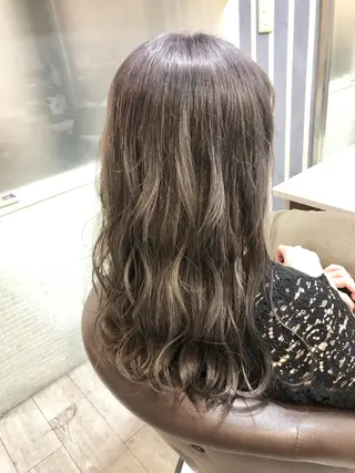 ロング カラー ヘアアレンジ 🤍ムラ修正ブリーチ 🤍原宿/YUUのヘアスタイル