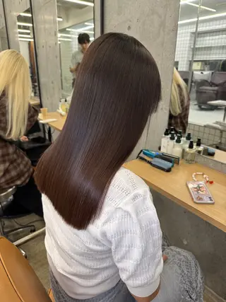 セミロング 縮毛矯正×髪質改善× 艶髪カラー 吉原和磨のヘアスタイル