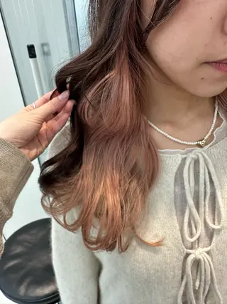 ロング rio🧚🏻‍♀️ 暖色/グレージュのヘアスタイル